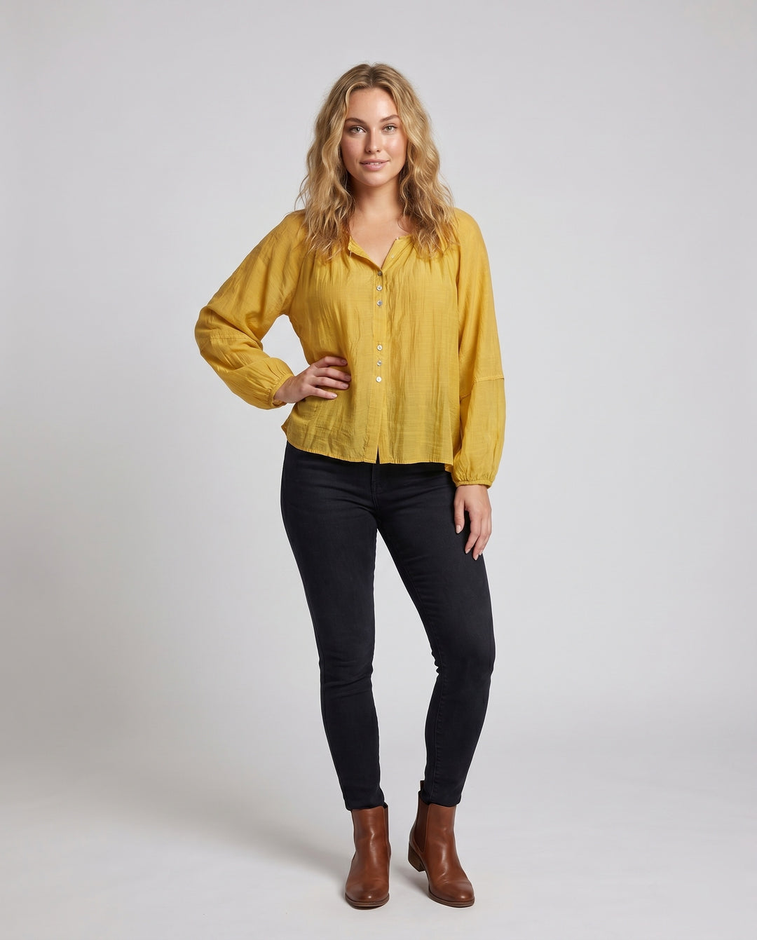 Product 15629095895370 - full_body_front