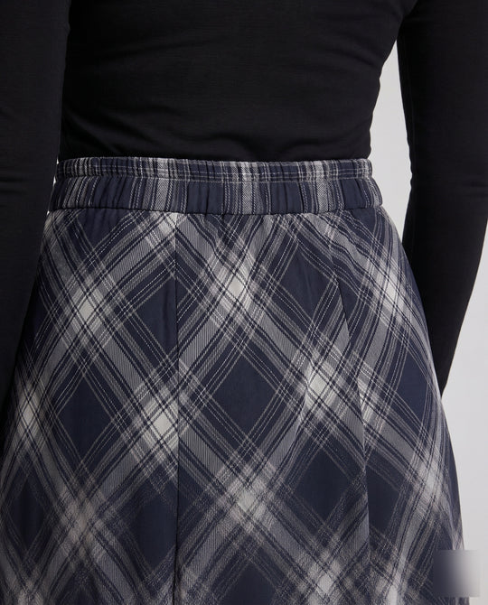 Product 15629095993674 - close_up_detail