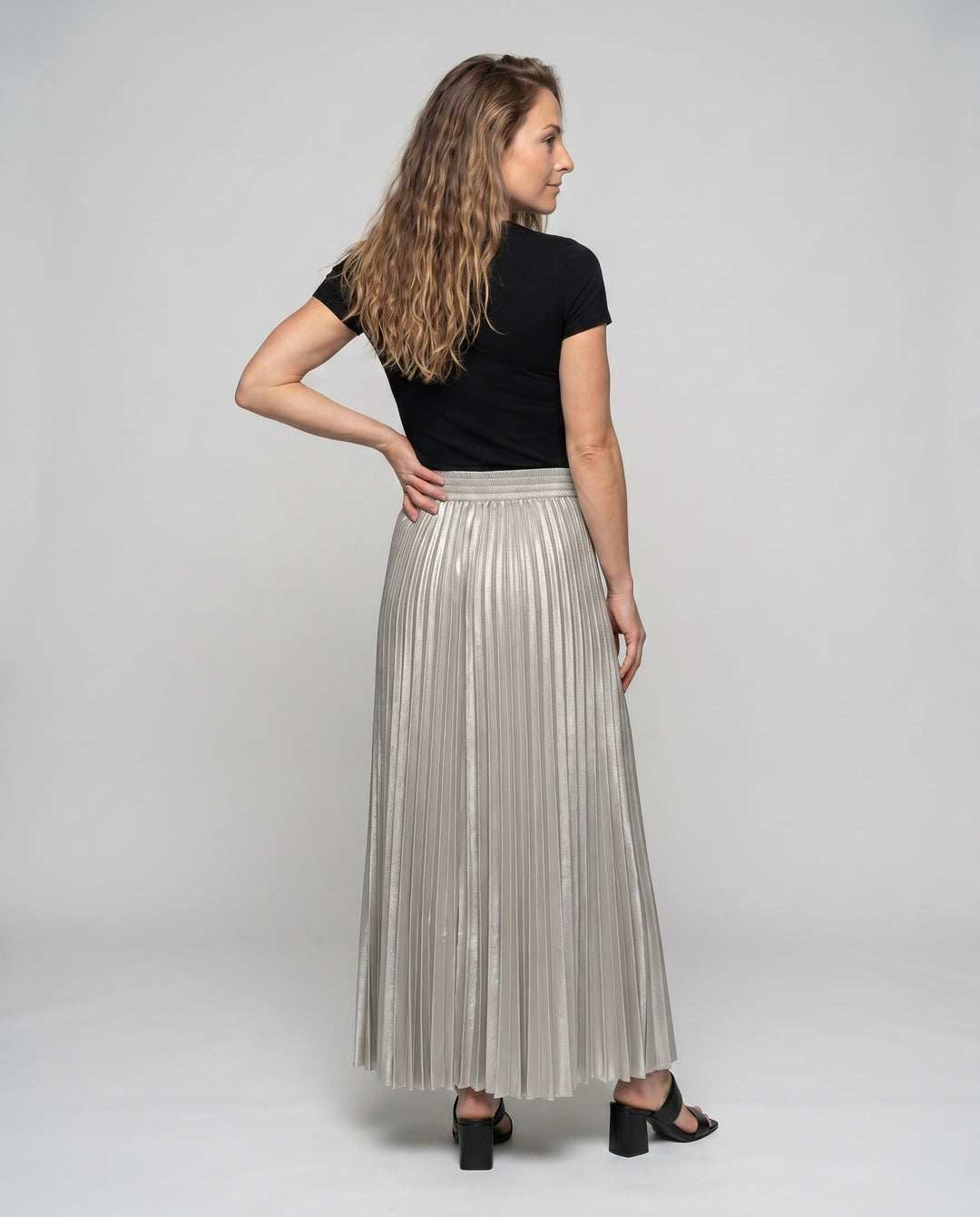 Product 15629101695306 - back_view