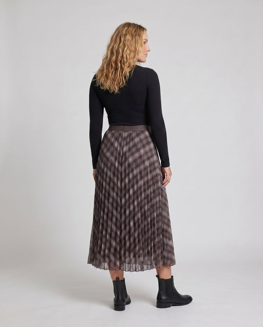 Product 15629101793610 - back_view