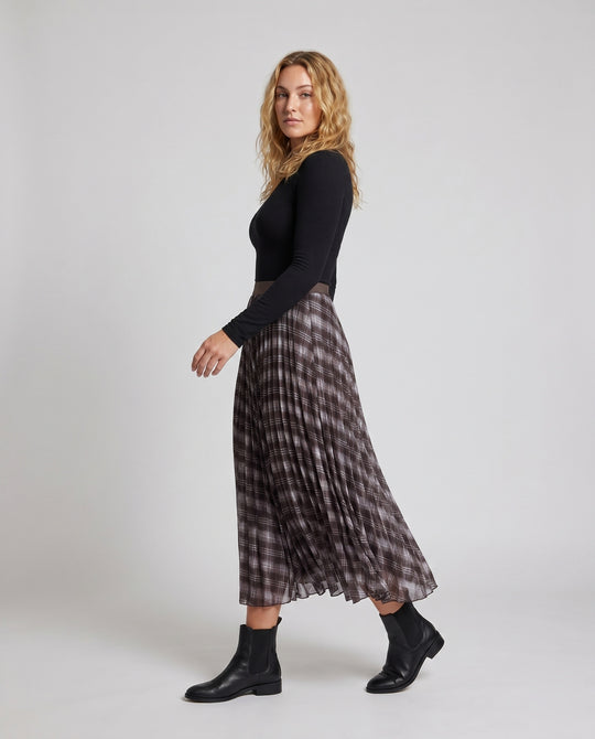 Product 15629101793610 - full_body_front