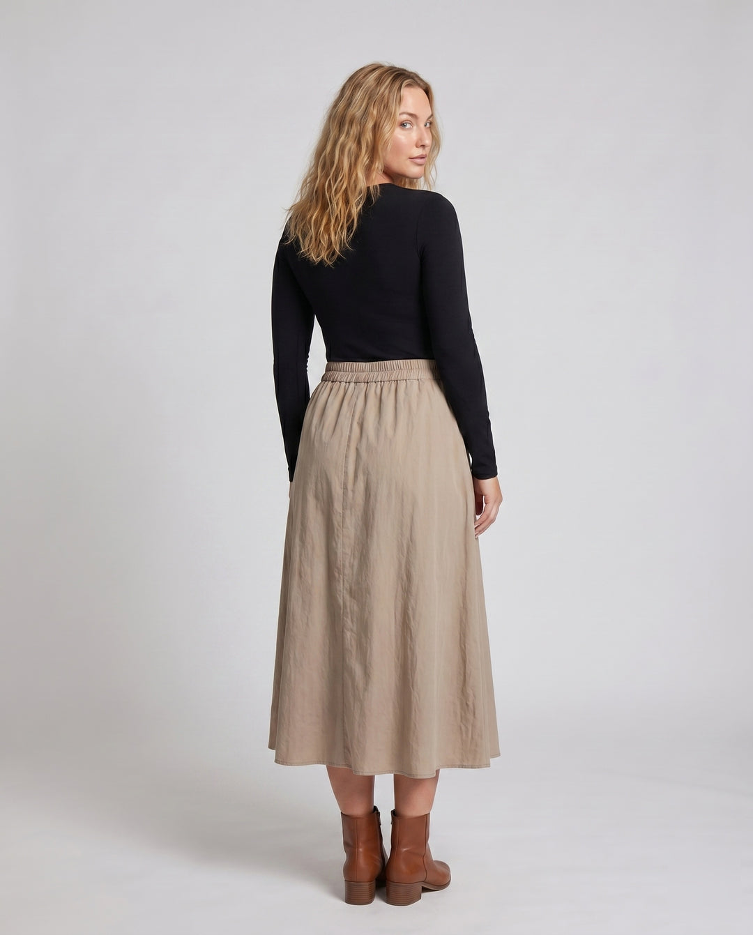 Product 15629102252362 - back_view
