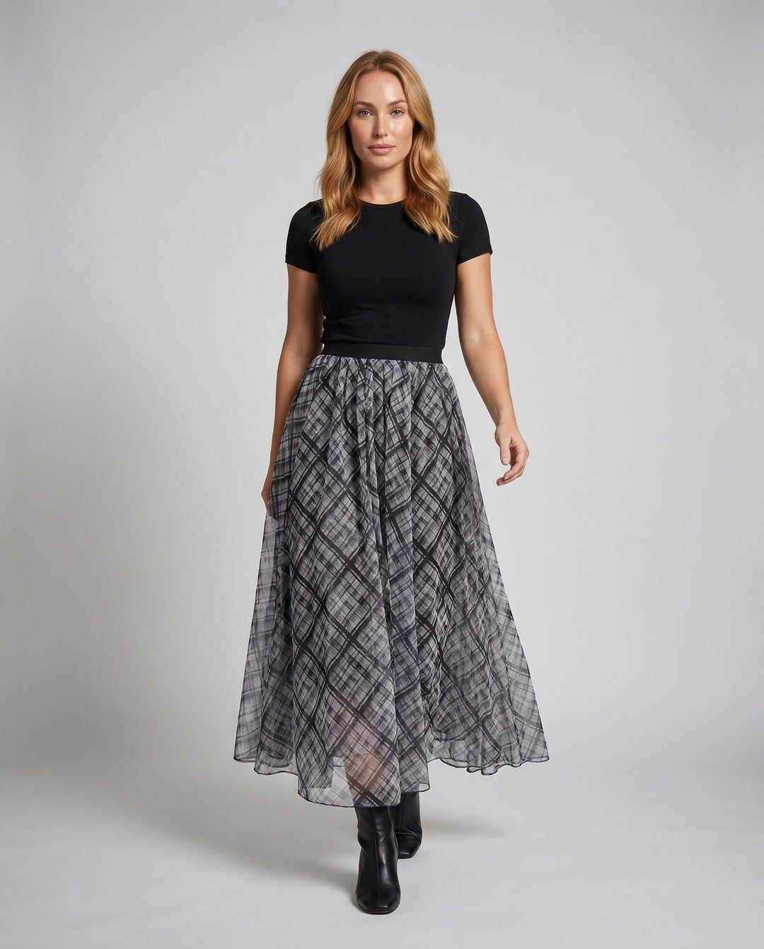 Product 15629102448970 - full_body_front