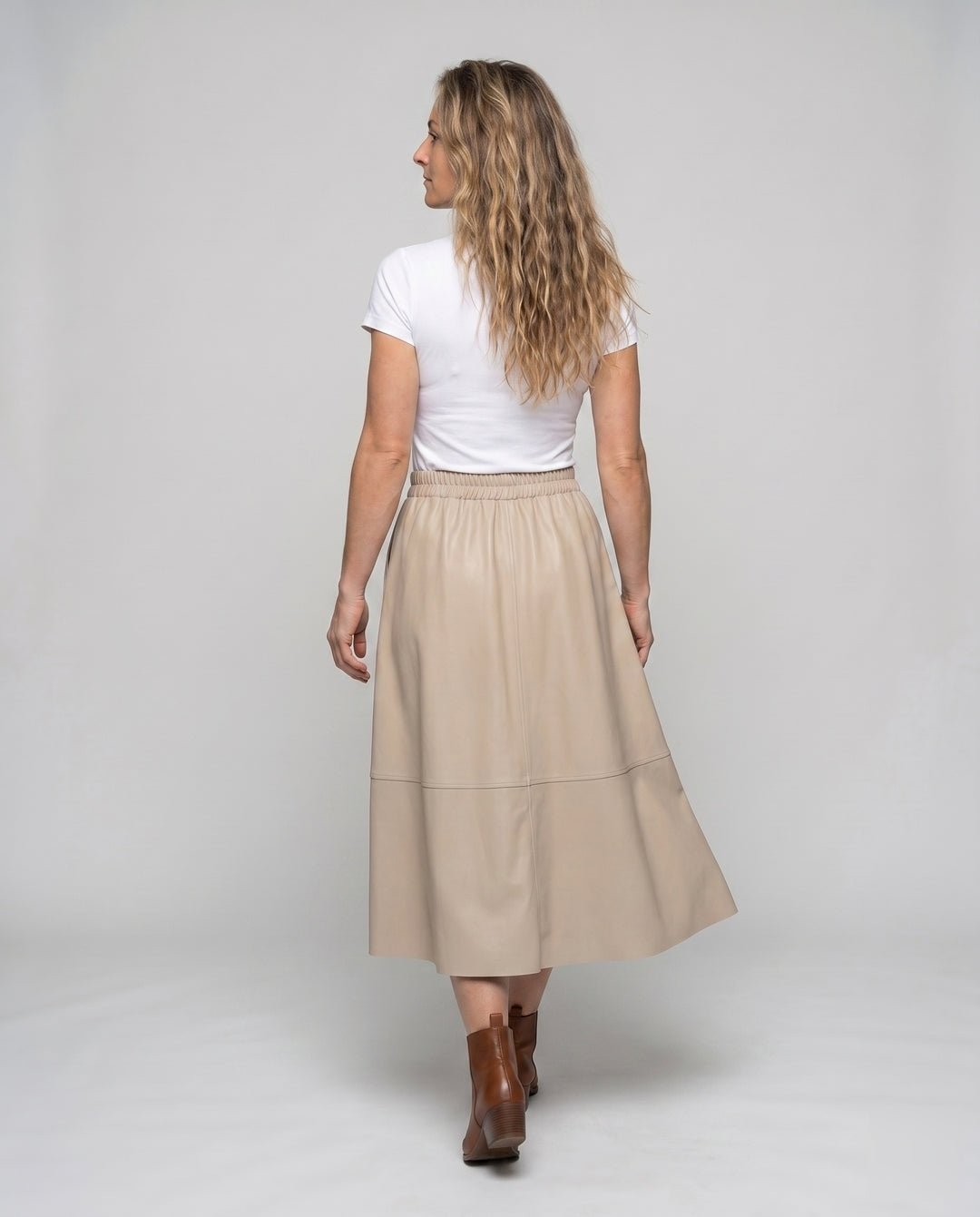 Product 15629104283978 - back_view