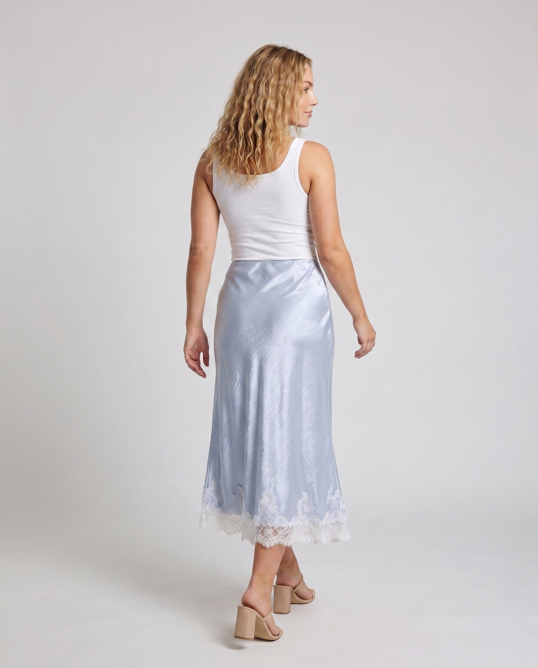 Product 15629104808266 - back_view