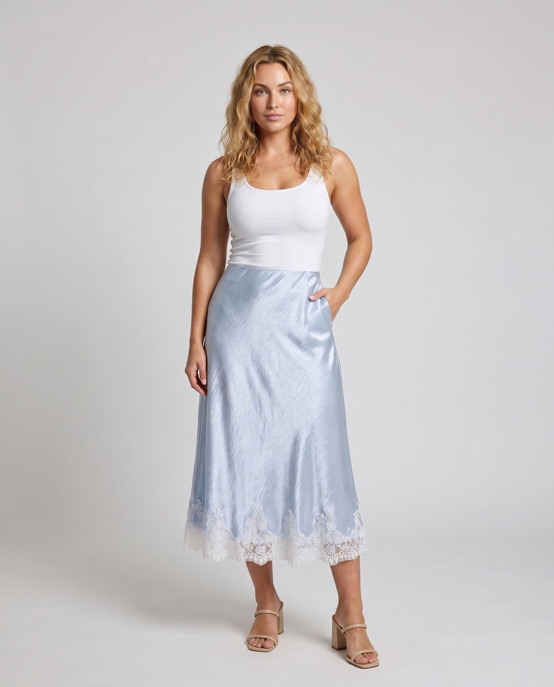 Product 15629104808266 - full_body_front