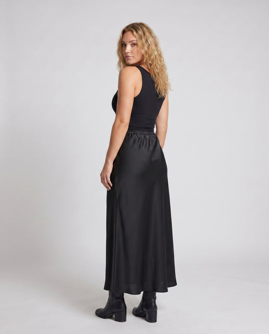 Product 15629104873802 - back_view