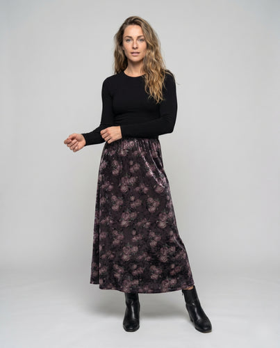 Damen Langrock mit floralem Samt-Design