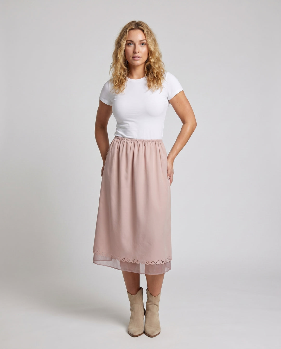 Product 15629108838730 - full_body_front