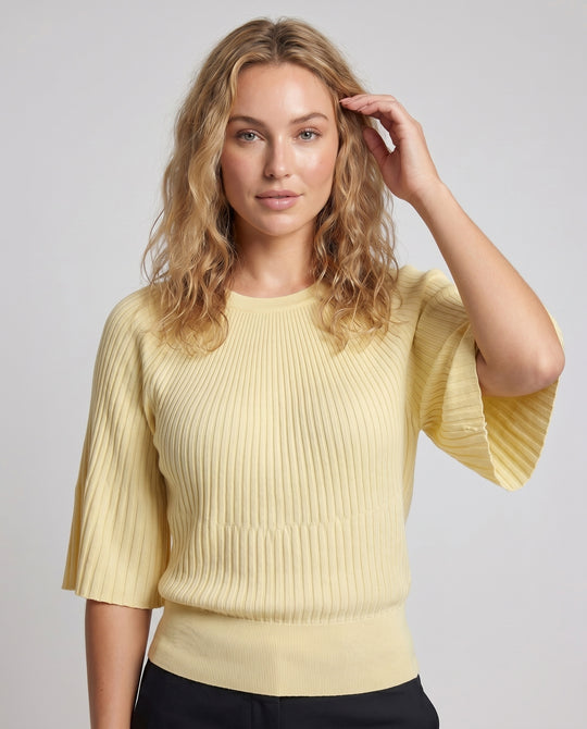 Product 15629116735818 - upper_body