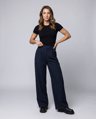 Damen Weit geschnittene High-Waist-Hose mit eleganten Falten und praktischen Taschen