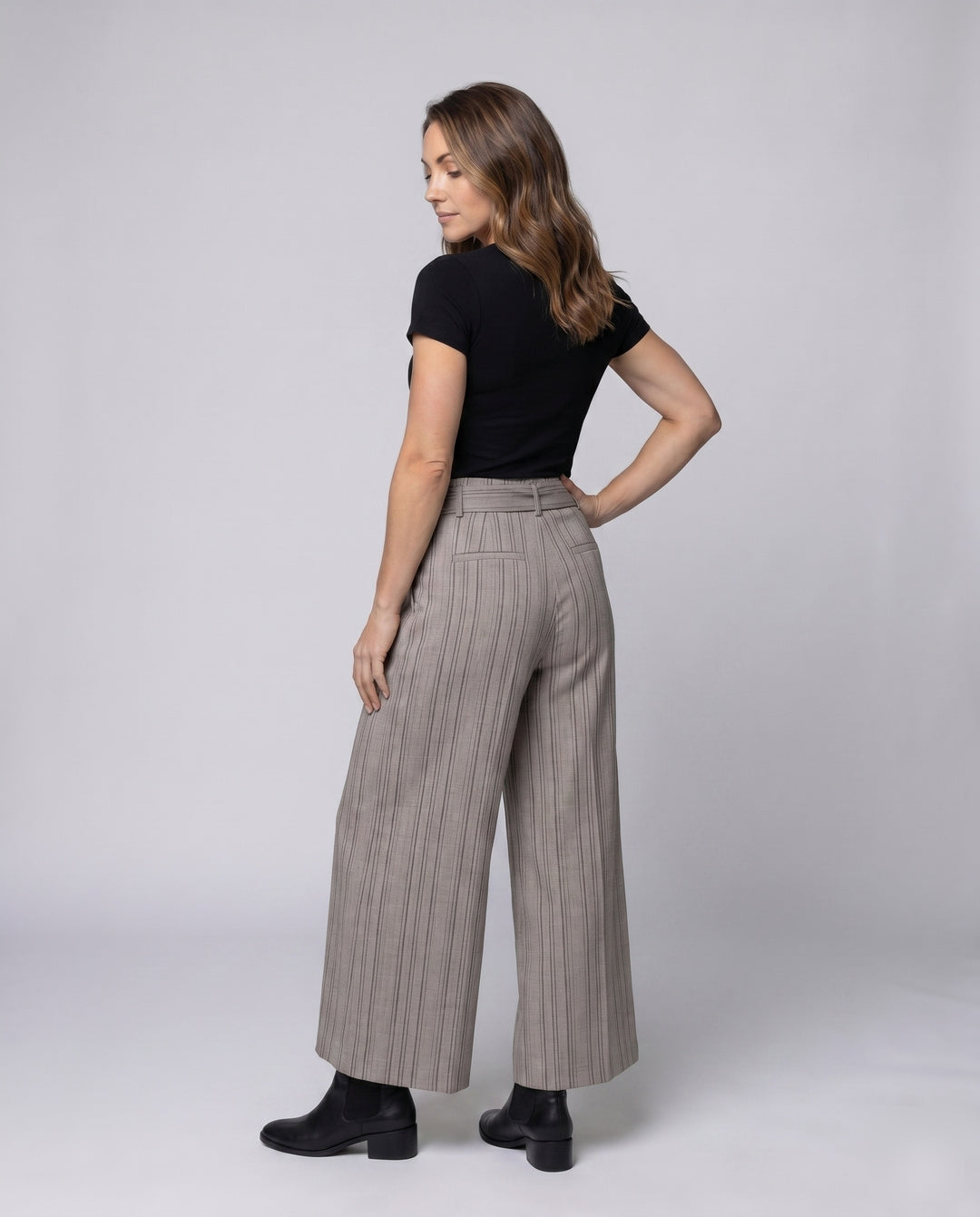 Product 15629122666826 - back_view