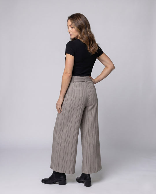 Product 15629122666826 - back_view