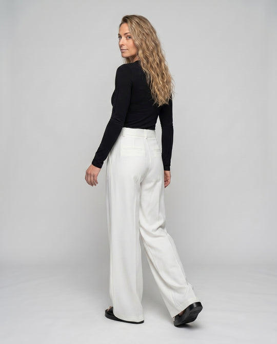 Product 15629122928970 - back_view