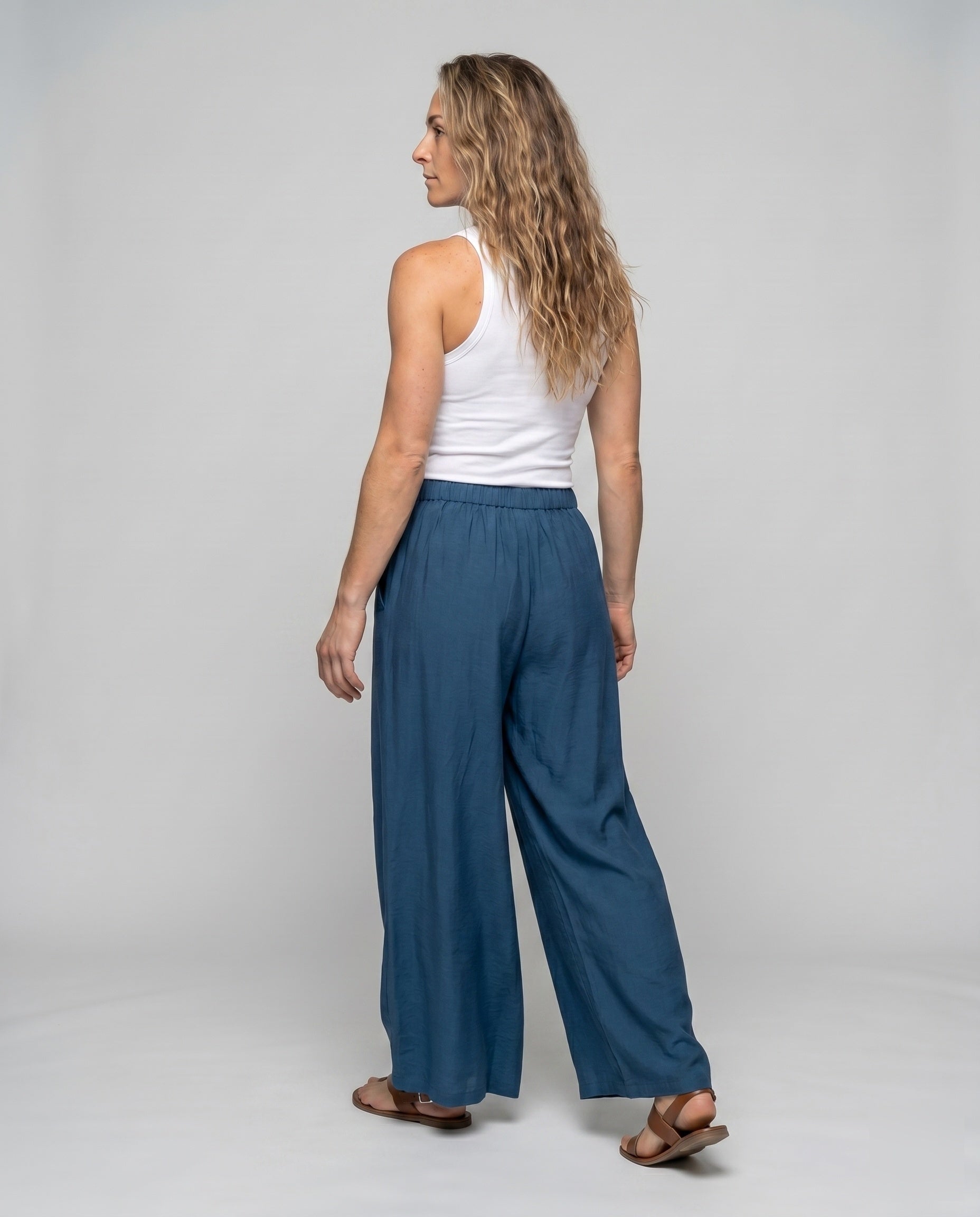 Product 15629123191114 - back_view