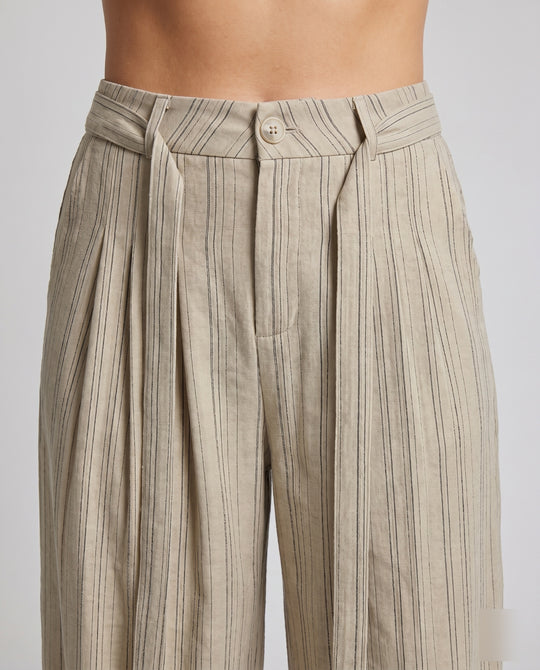 Product 15629123617098 - close_up_detail