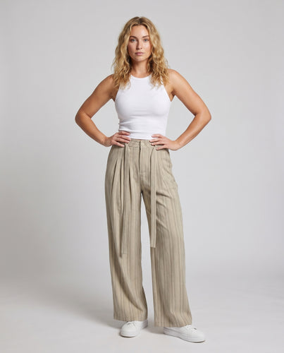 Damen Weite High-Waist-Hose mit Falten und Bindegürtel