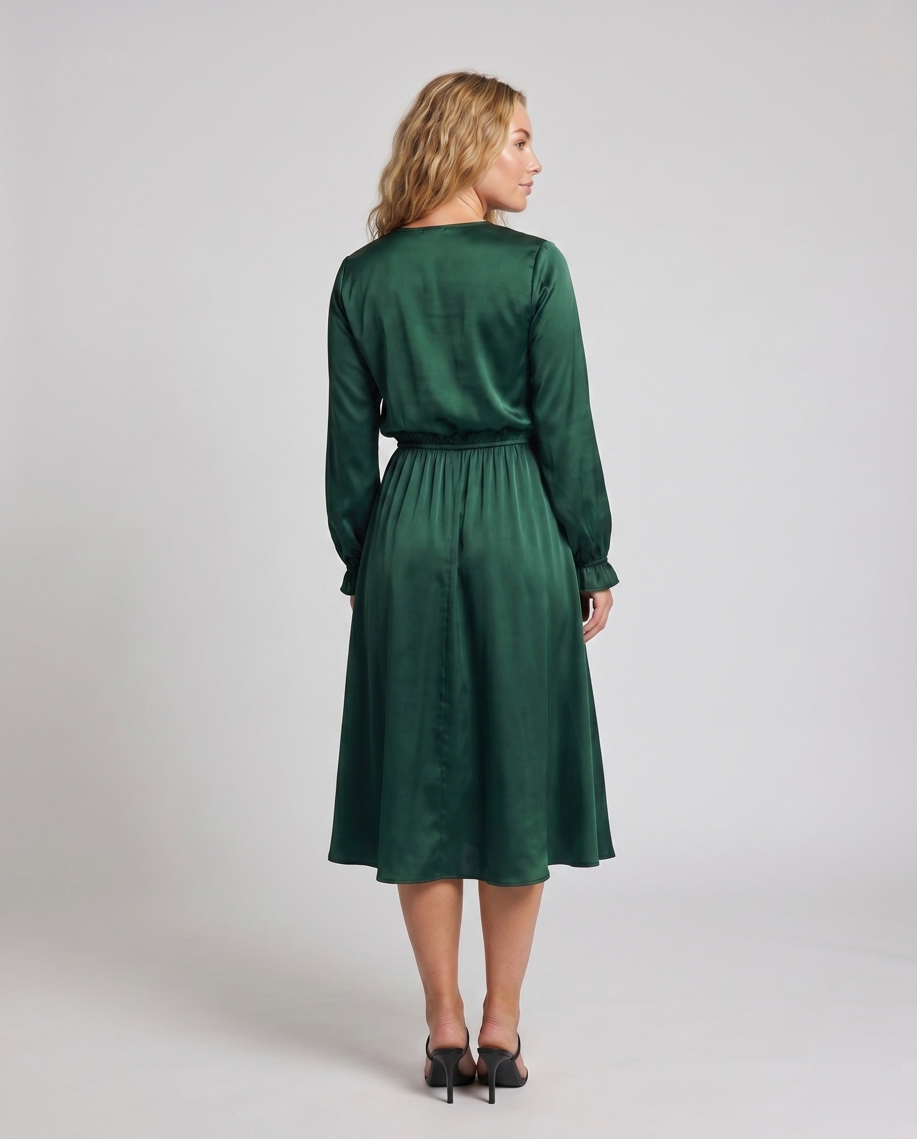 Product 15633171775818 - back_view