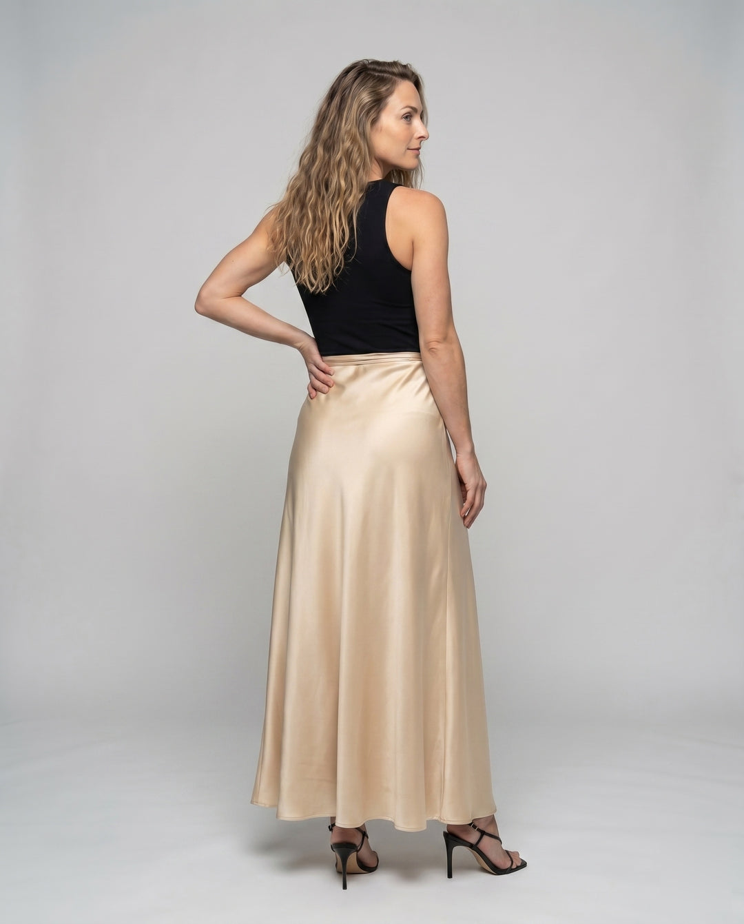 Product 15633176199498 - back_view