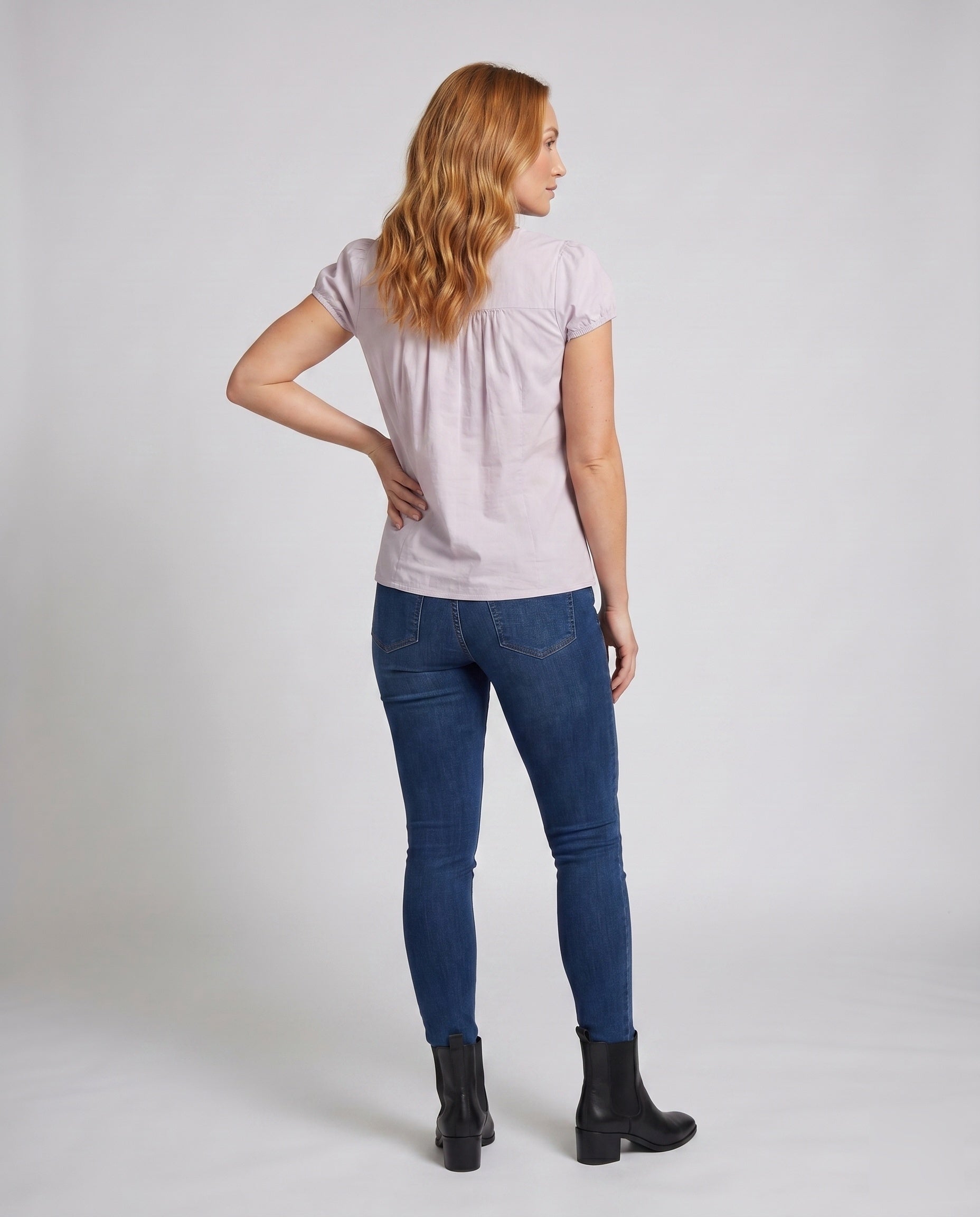 Product 15633225941322 - back_view