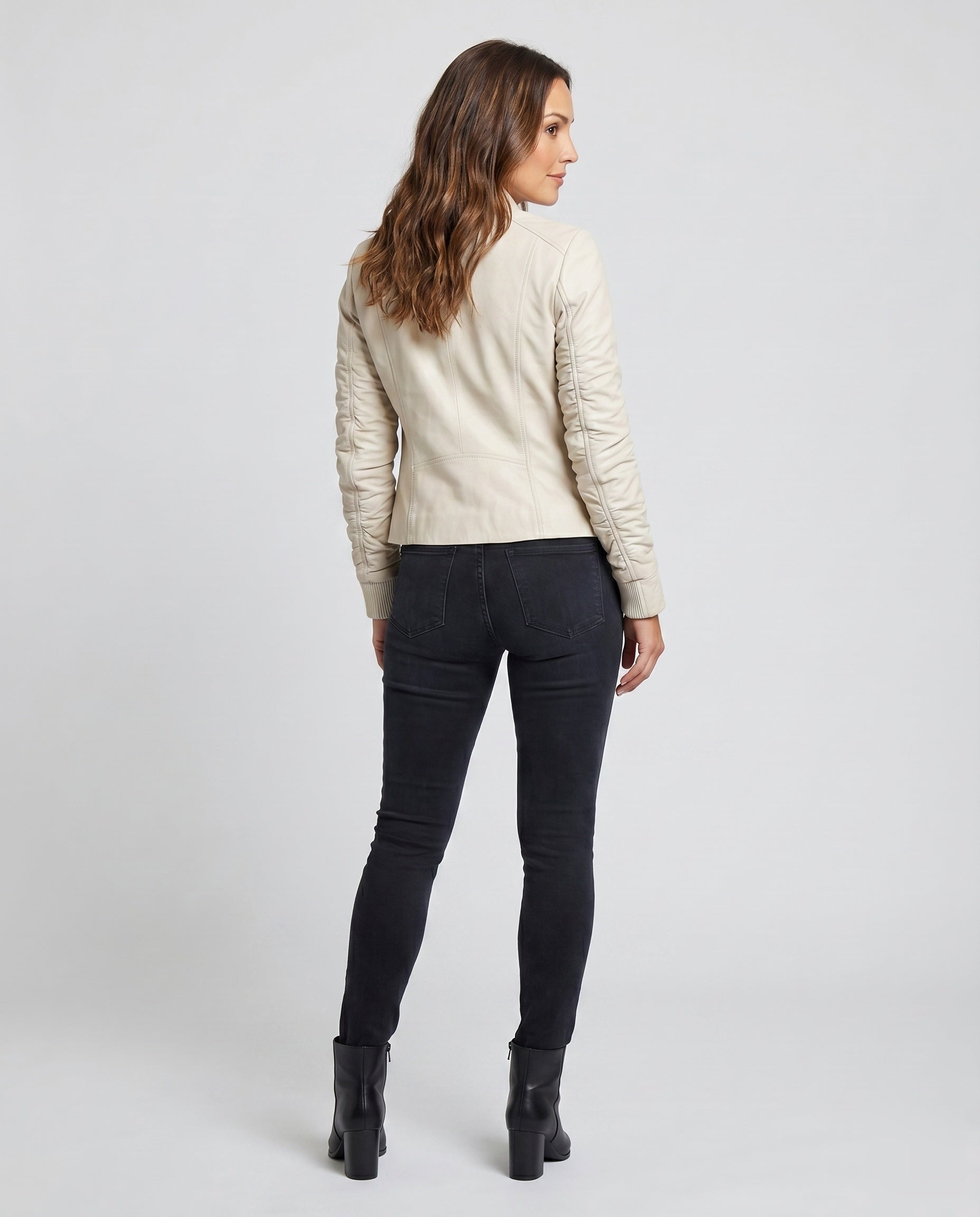 Product 15633228136778 - back_view