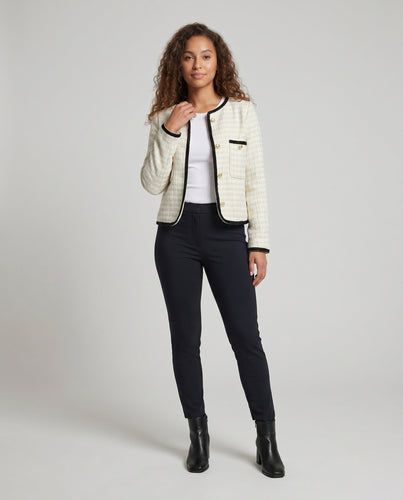 Damen Elegante Tweedjacke mit dekorativen Knöpfen und kontrastierenden Taschen