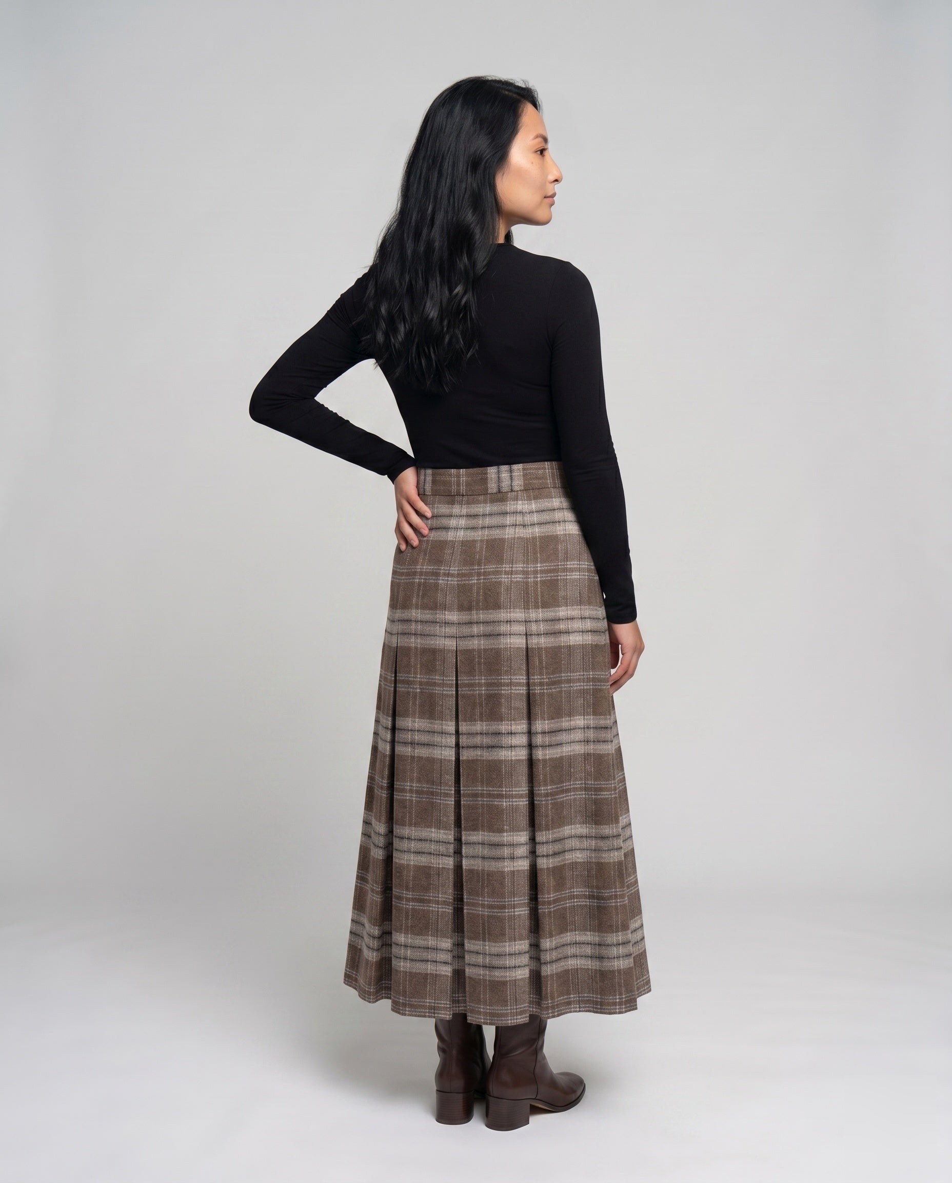Product 15633232888138 - back_view