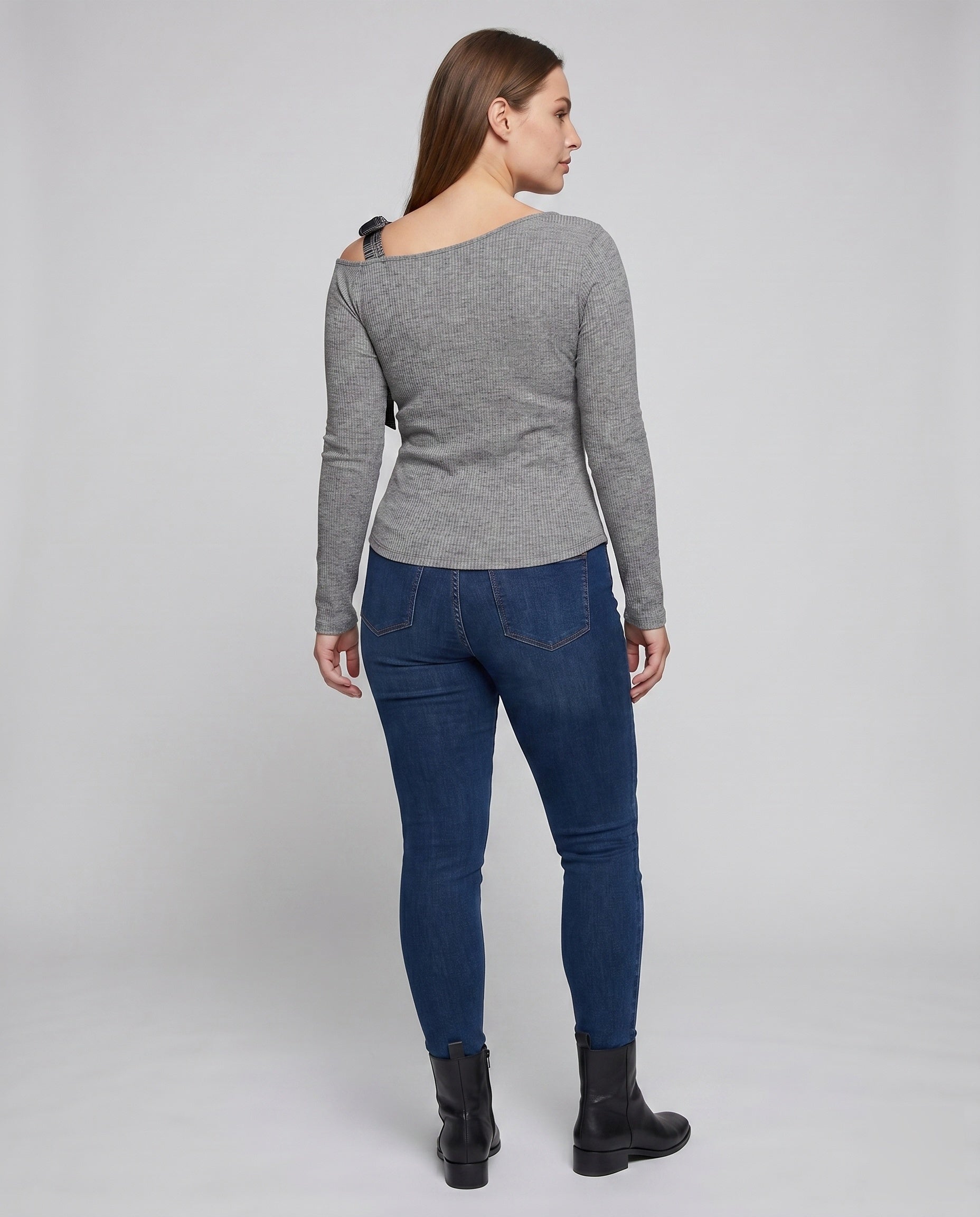 Product 15633247633738 - back_view