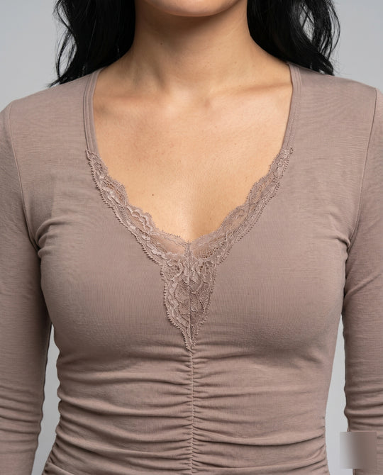 Product 15633248911690 - close_up_detail