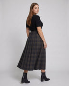 Product 15633256546634 - back_view