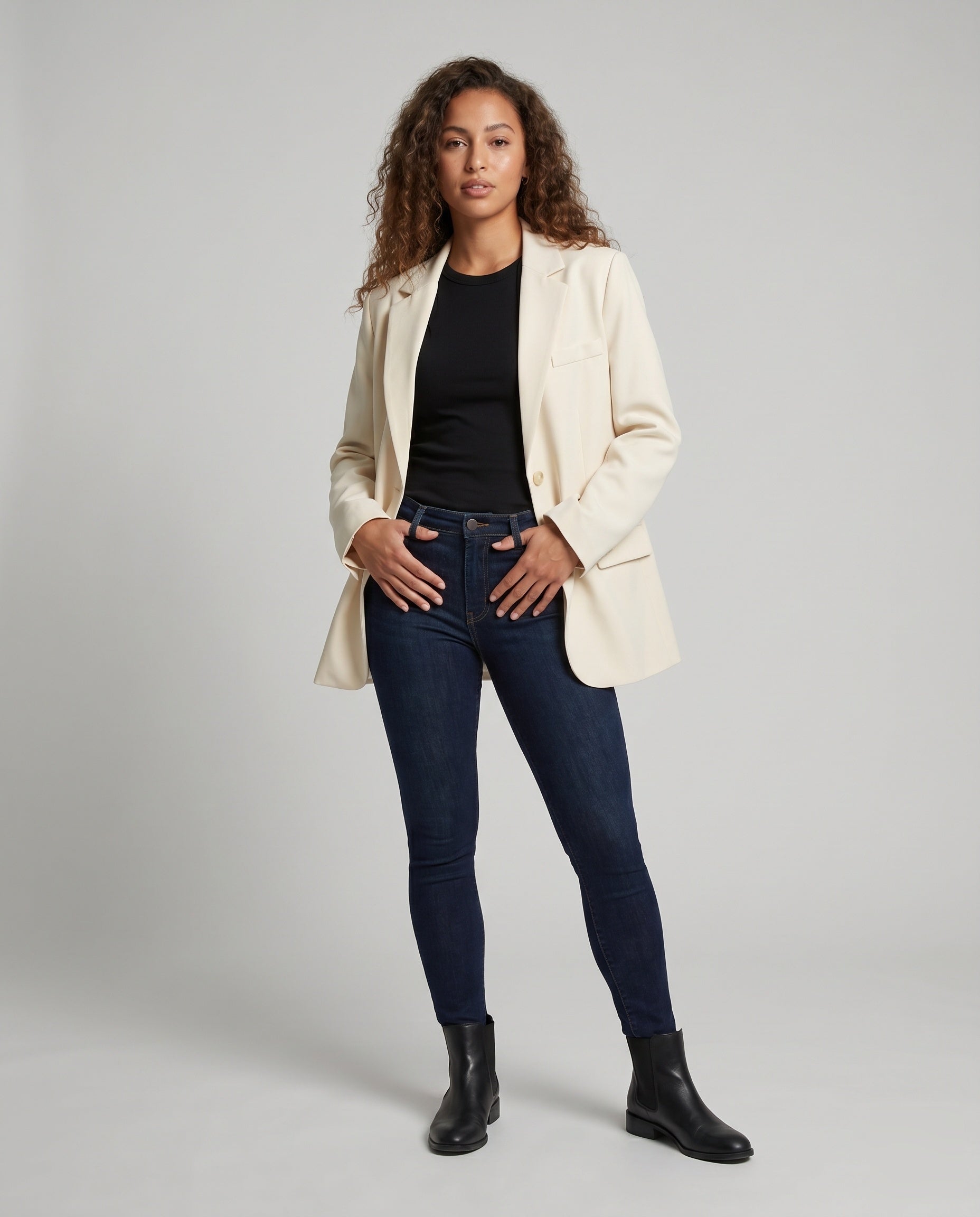 Product 15633257660746 - full_body_front
