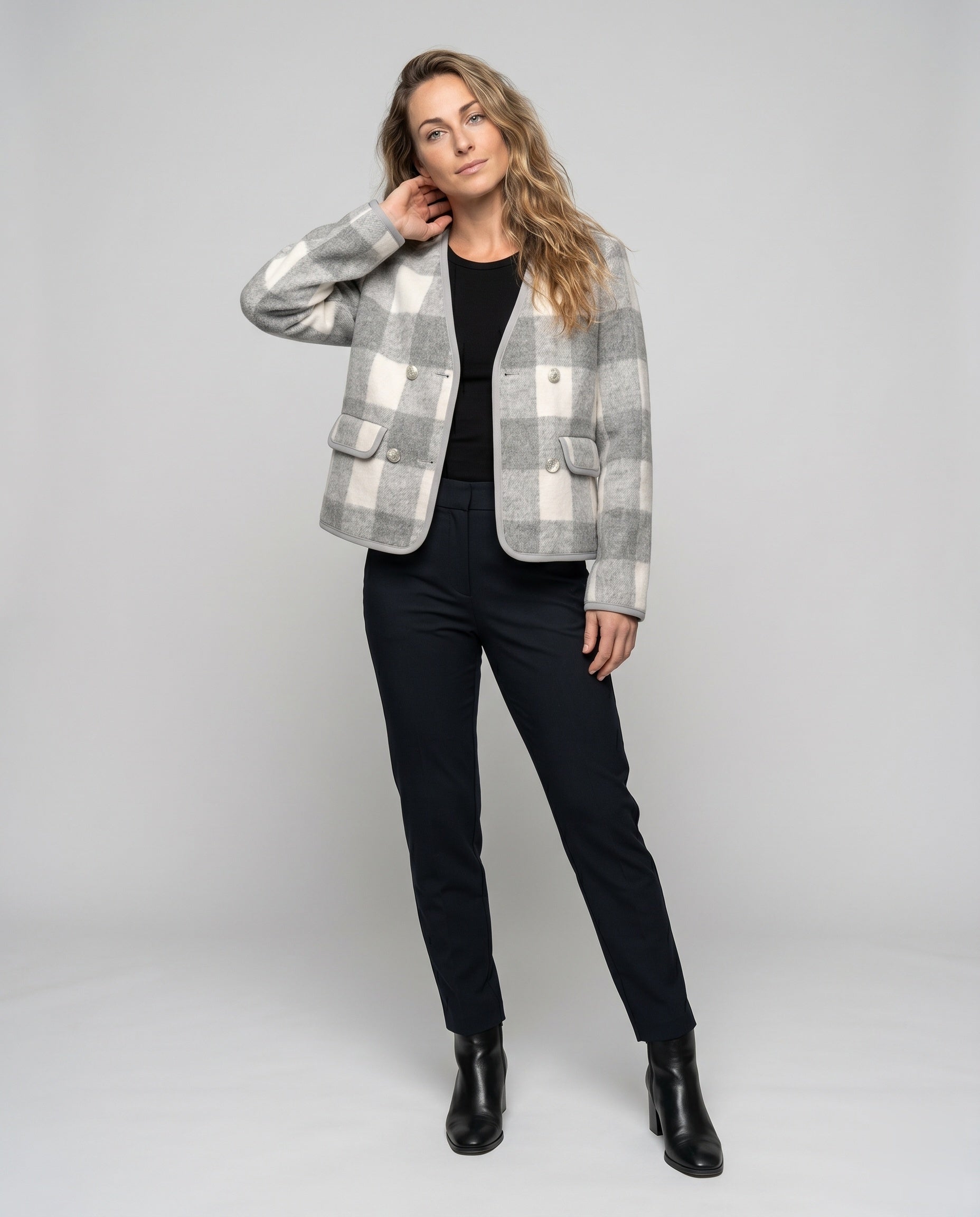 Product 15633262149962 - full_body_front