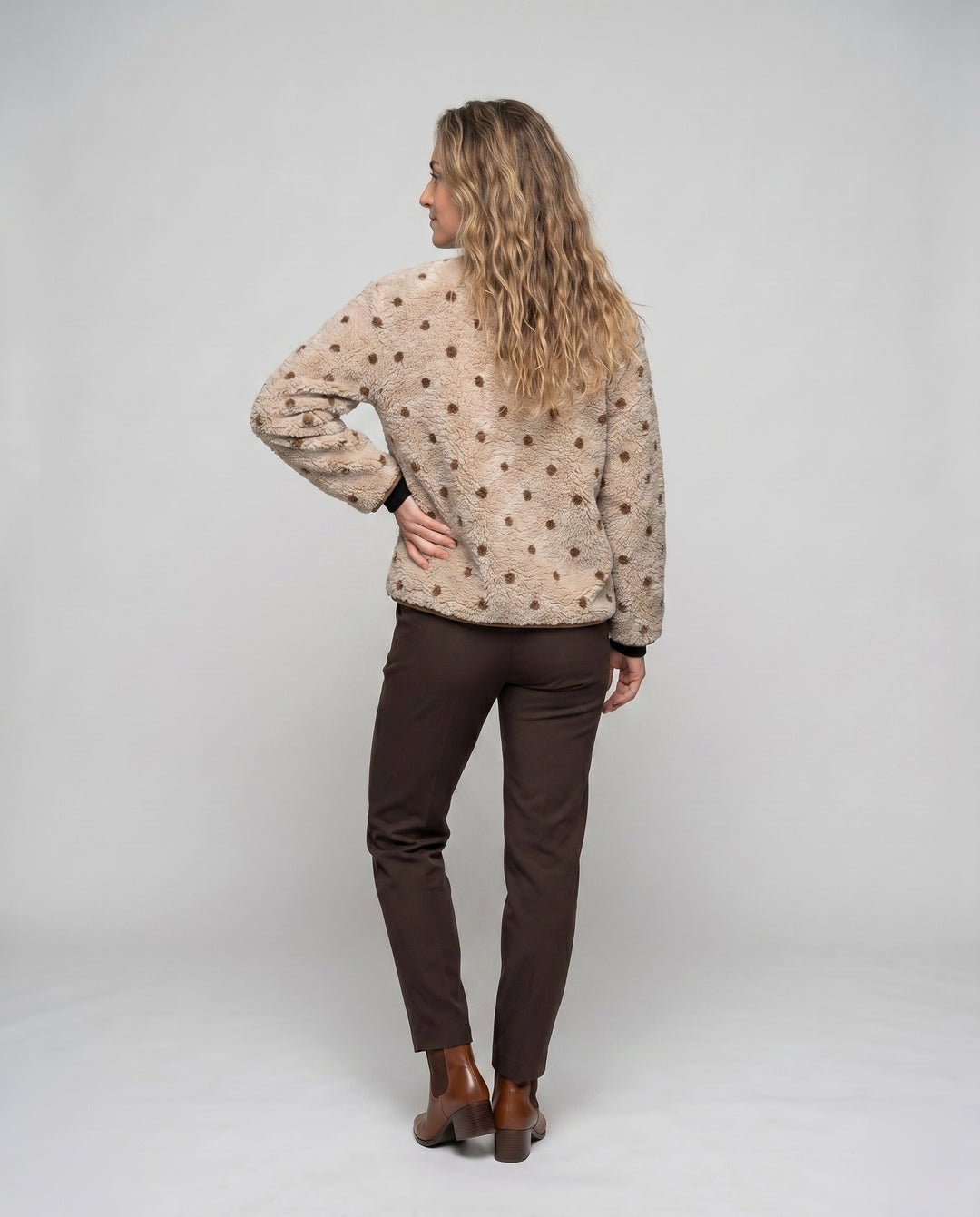 Product 15633262248266 - back_view