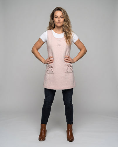 Damen Kuschelige Weste mit zwei Taschen und Bändchen