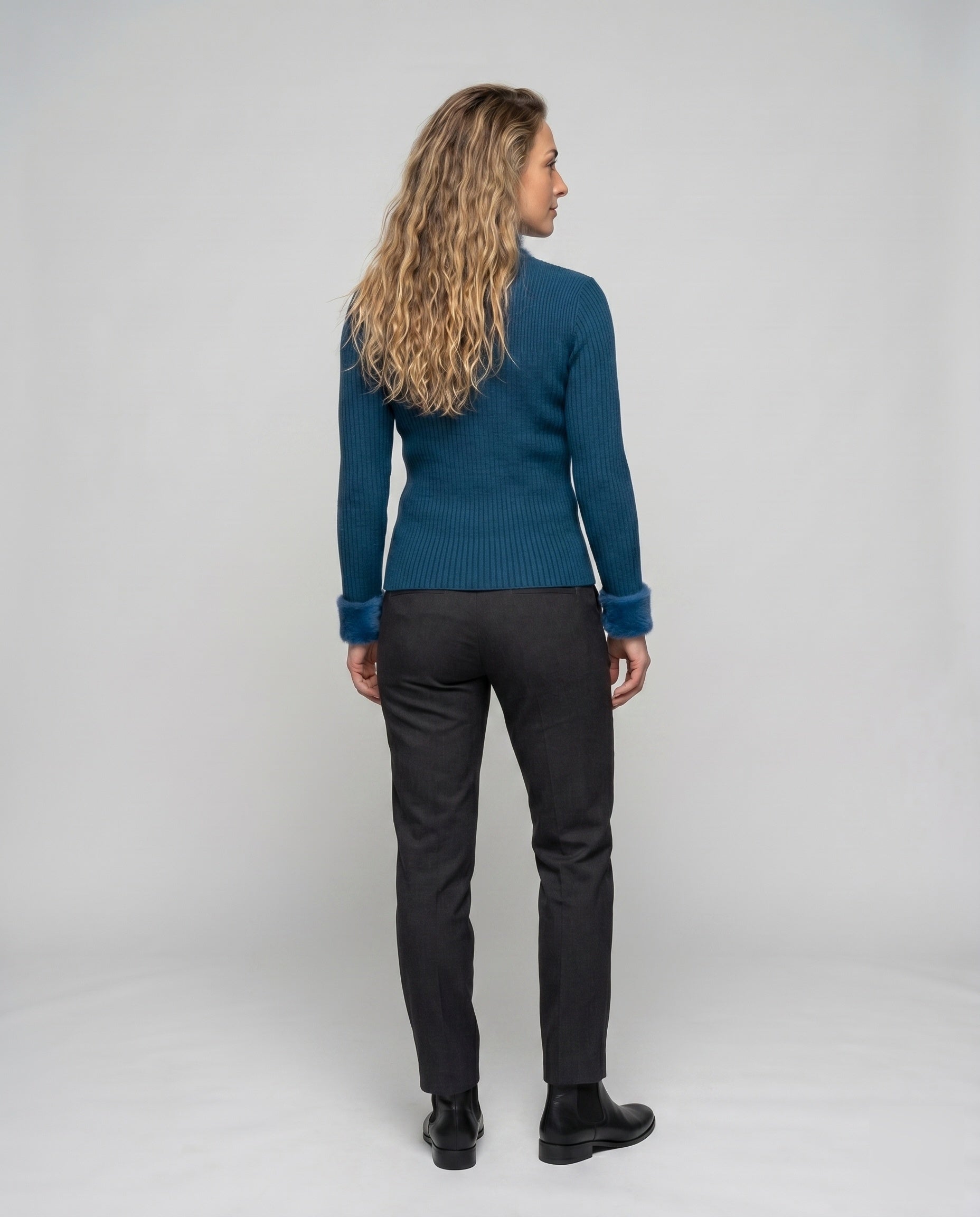 Product 15633264050506 - back_view