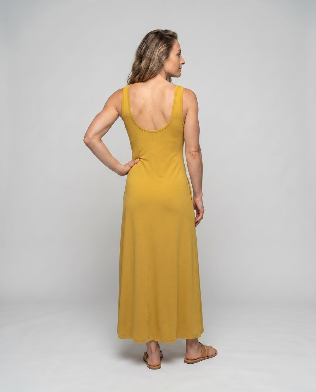 Product 15633271980362 - back_view