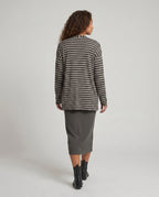 Product 15633274962250 - back_view