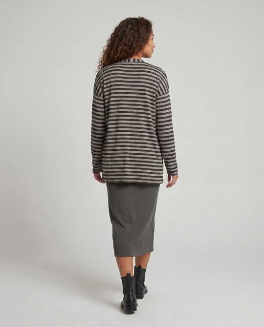 Product 15633274962250 - back_view