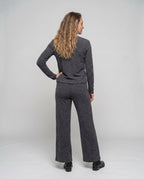 Product 15633276404042 - back_view