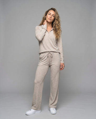 Damen Lässiges Freizeit-Set mit Kapuzenoberteil und bequemen Jogginghosen