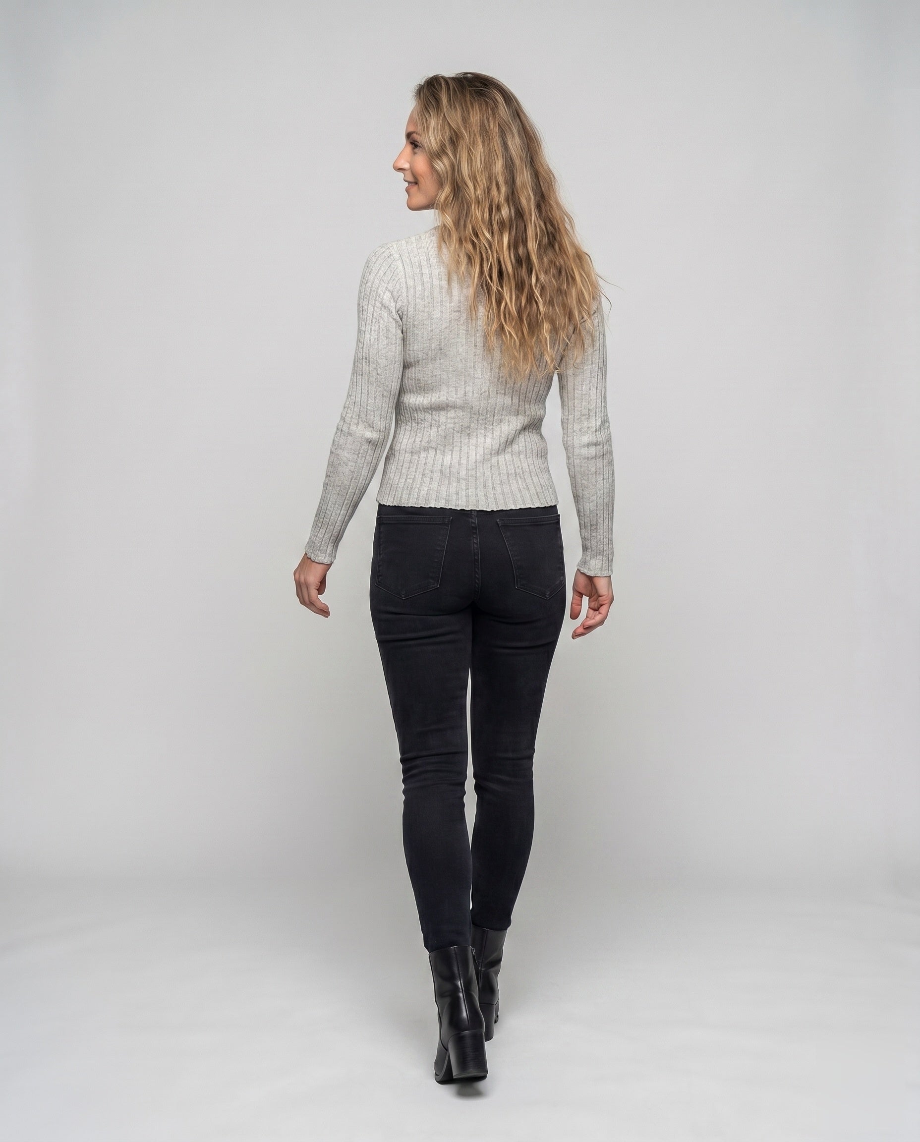 Product 15633277190474 - back_view