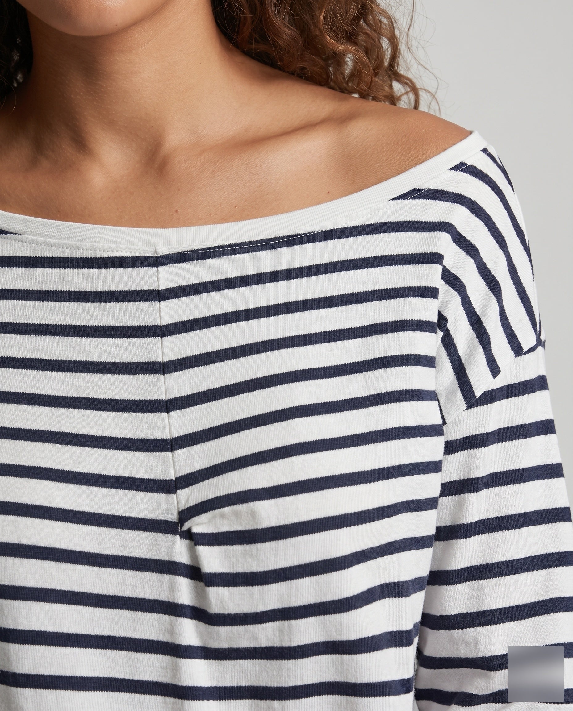 Product 15633278075210 - close_up_detail