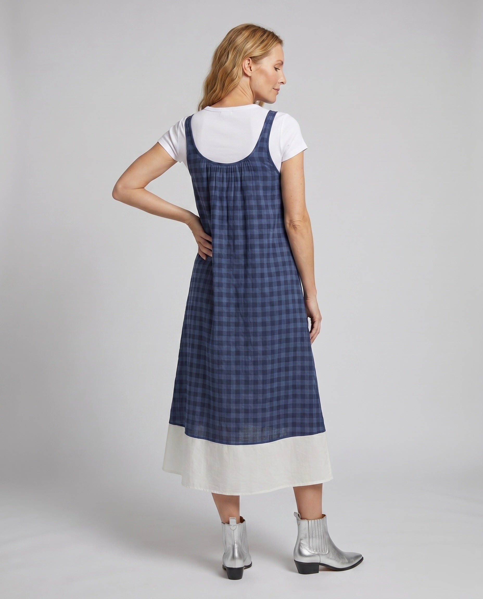 Product 15633285579082 - back_view