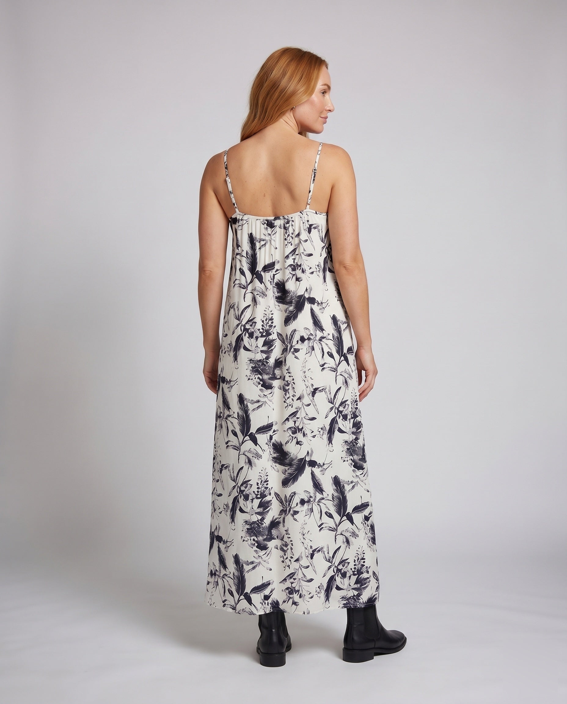 Product 15633286365514 - back_view