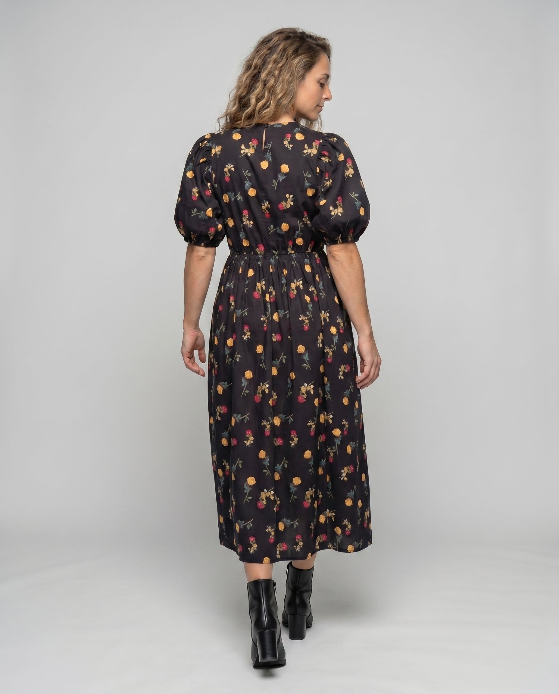 Product 15633289314634 - back_view