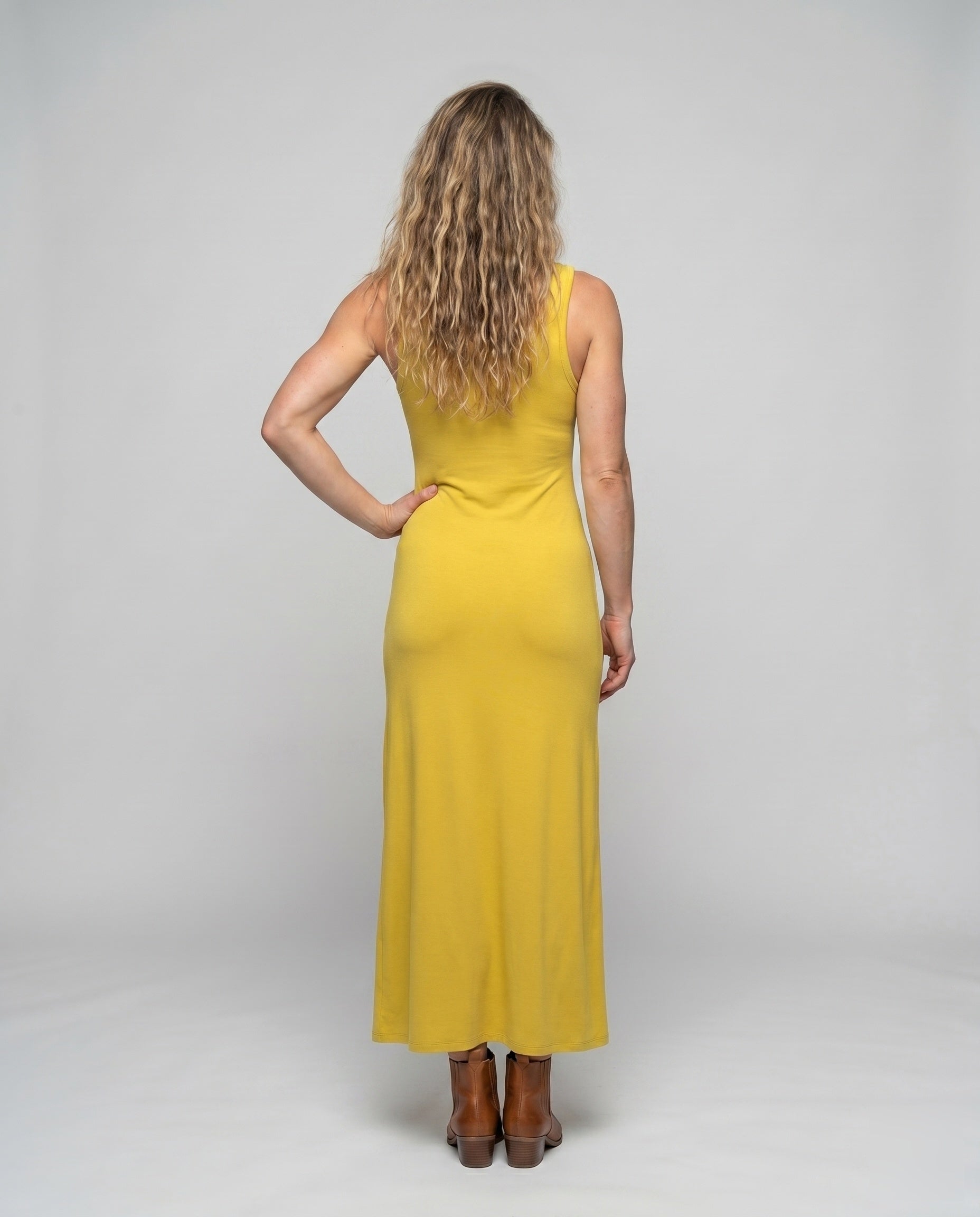 Product 15633289576778 - back_view
