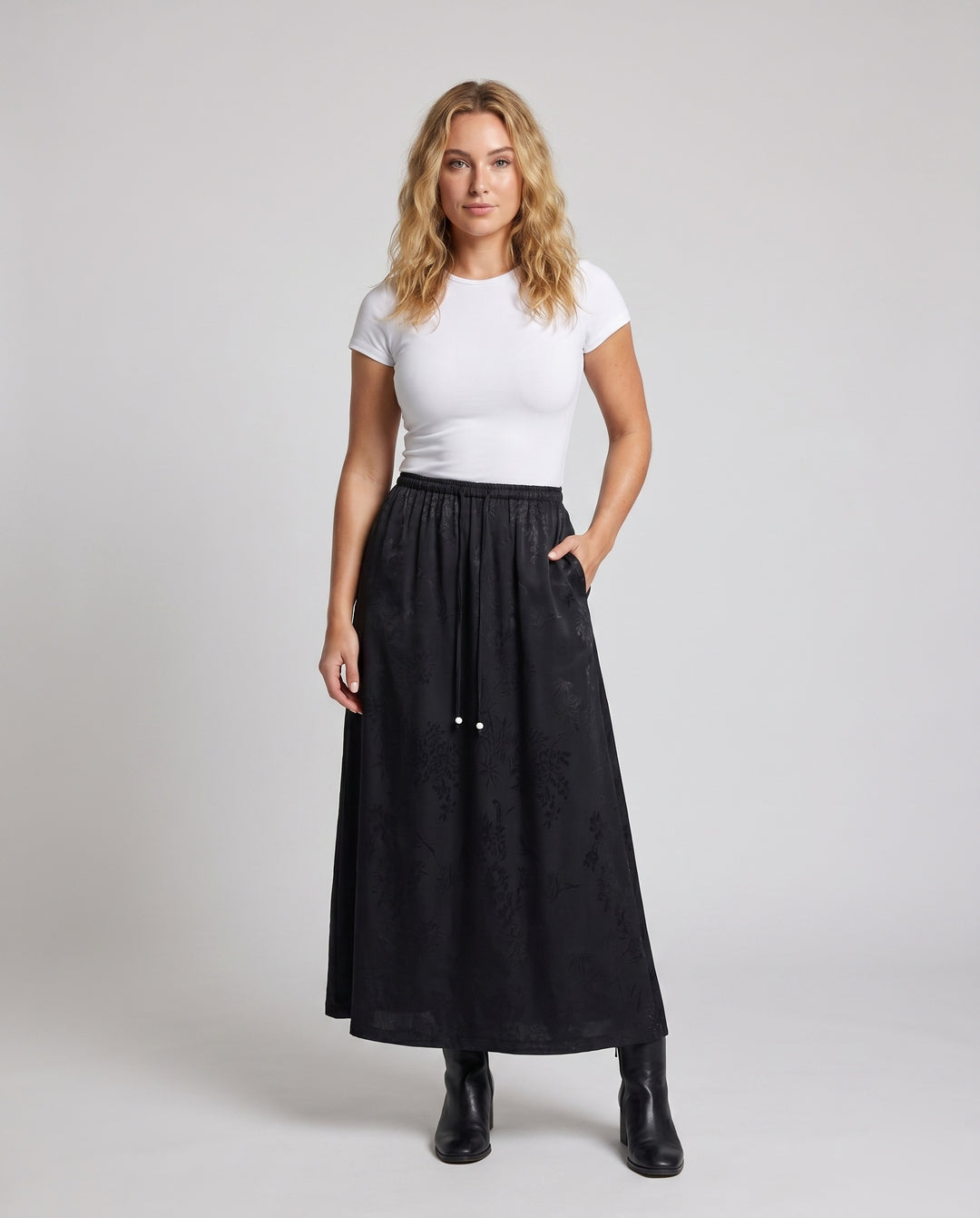 Product 15633292820810 - full_body_front