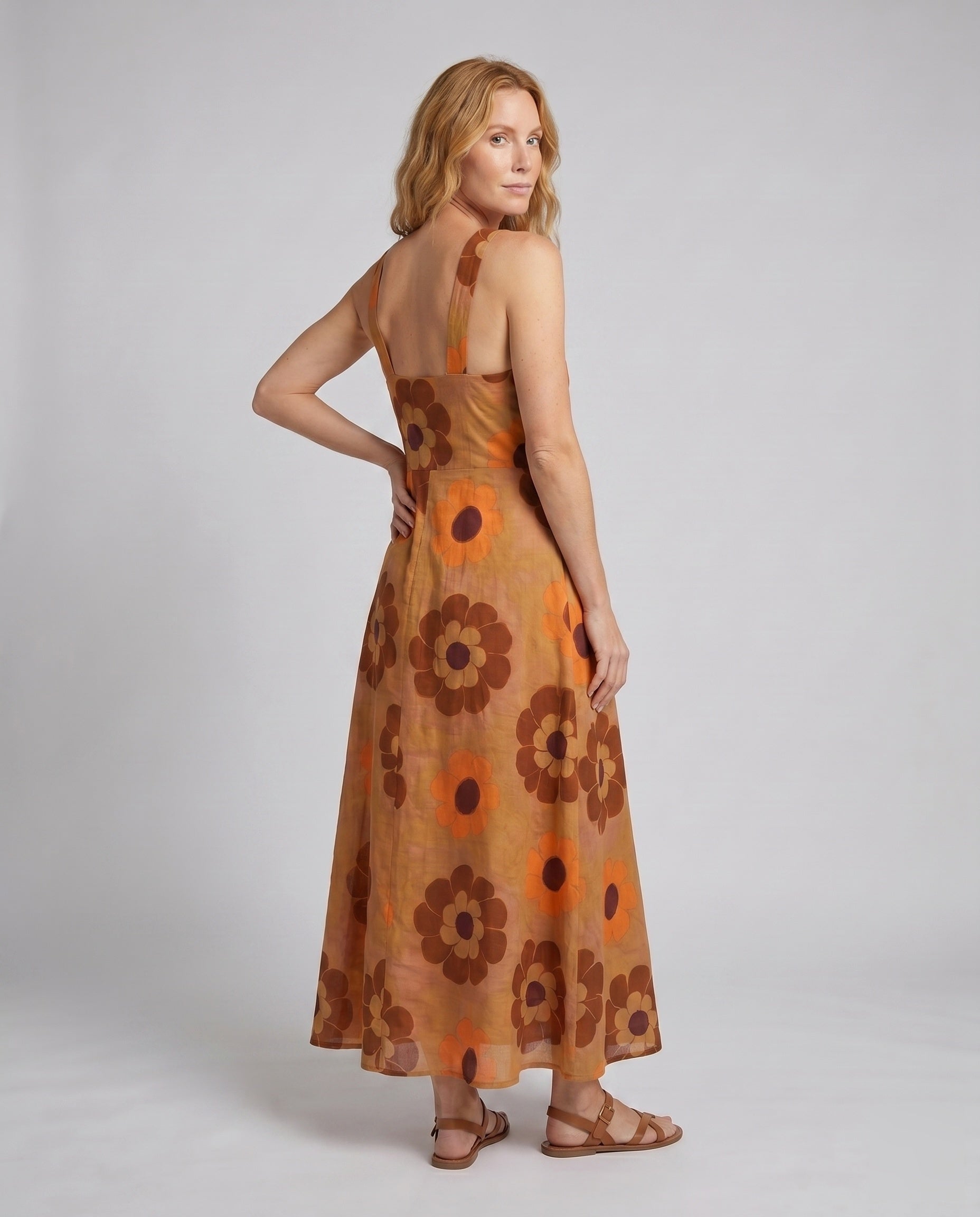 Product 15634853429578 - back_view