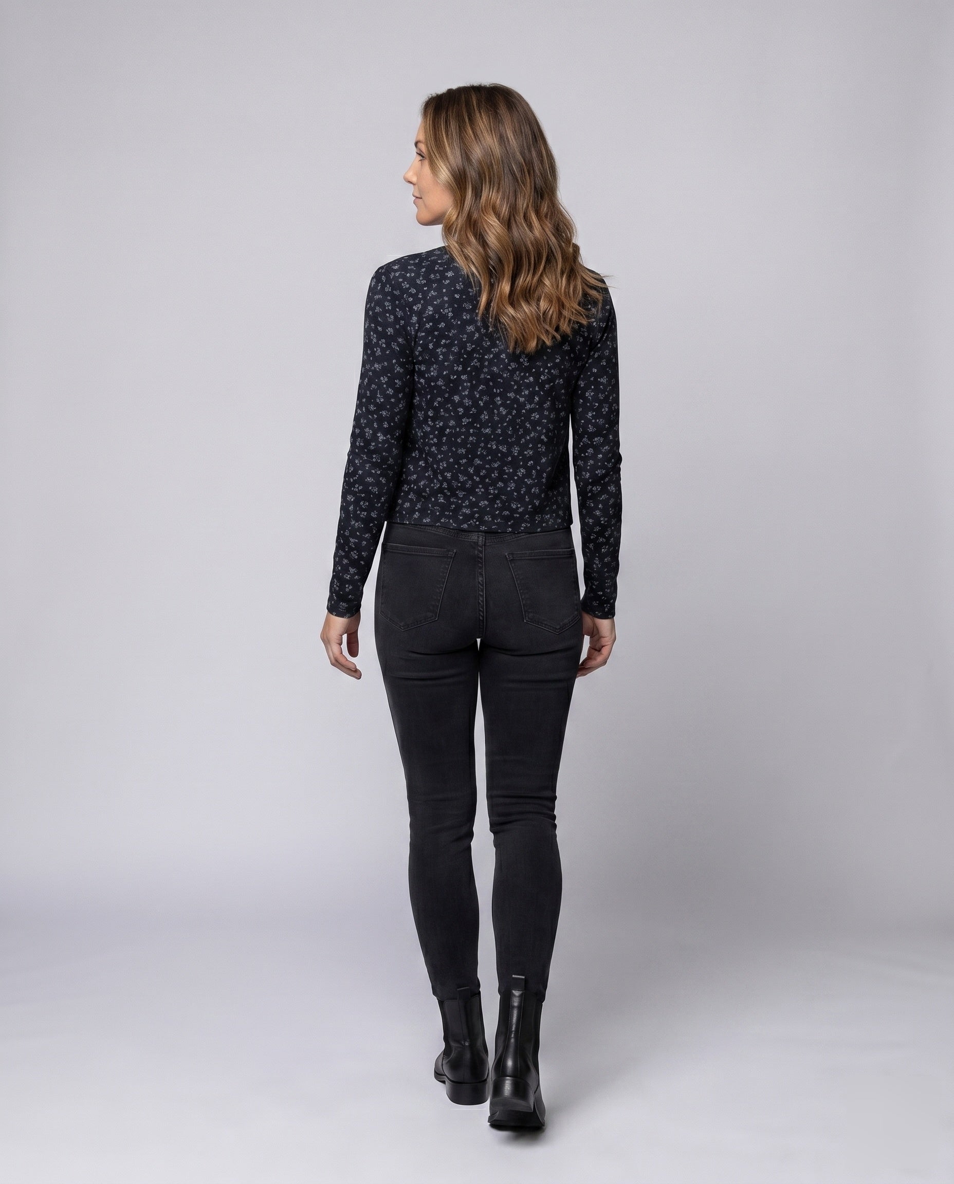 Product 15634855952714 - back_view