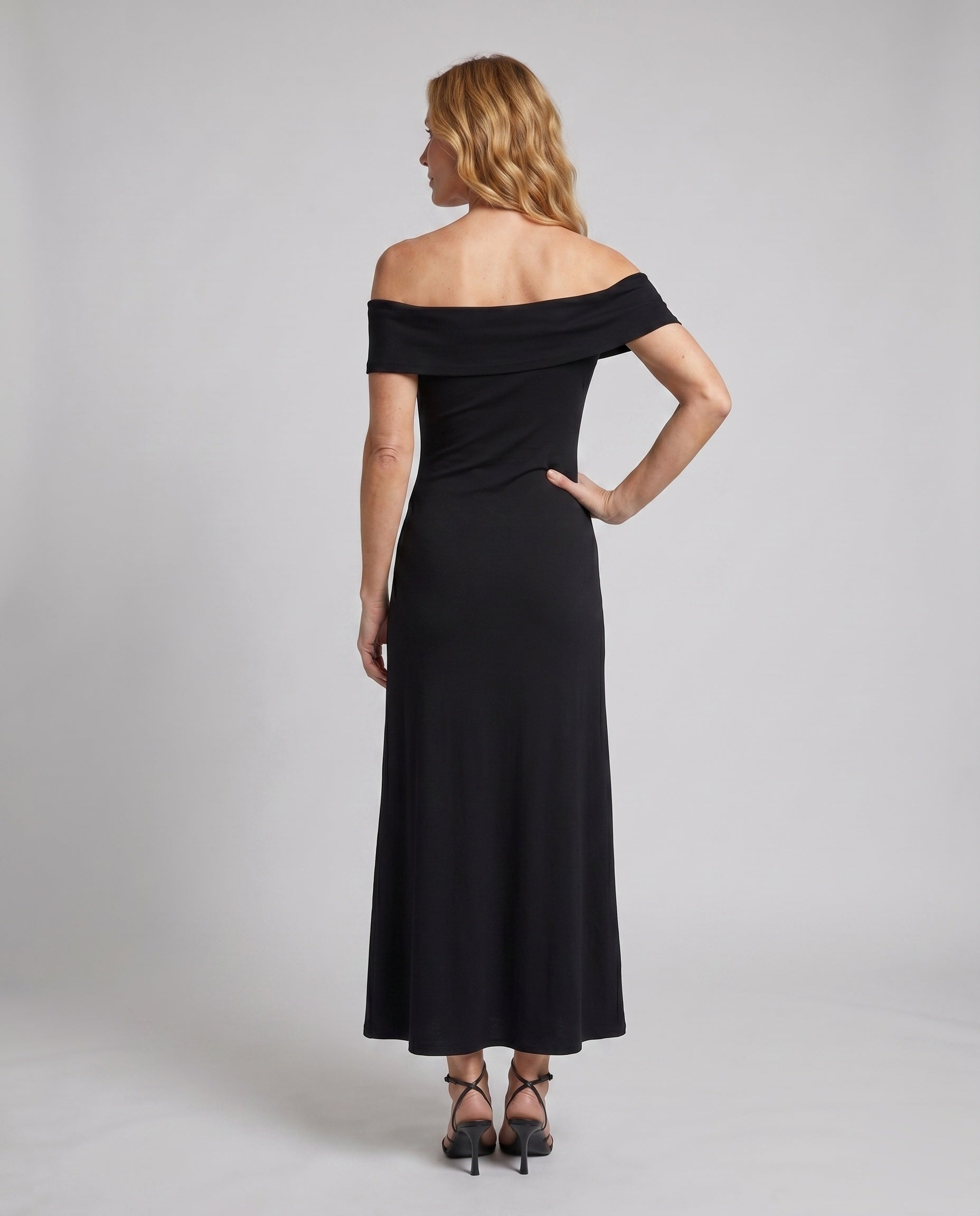Product 15634858344778 - back_view